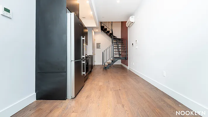 Rented by Nooklyn NYC LLC | media 8