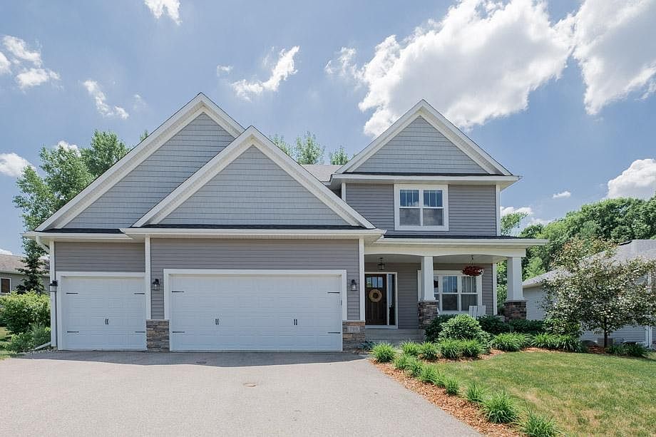 1st image of 700 Carter Dr