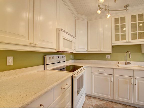 3rd image of 1151 Calamondin Ter APT 103