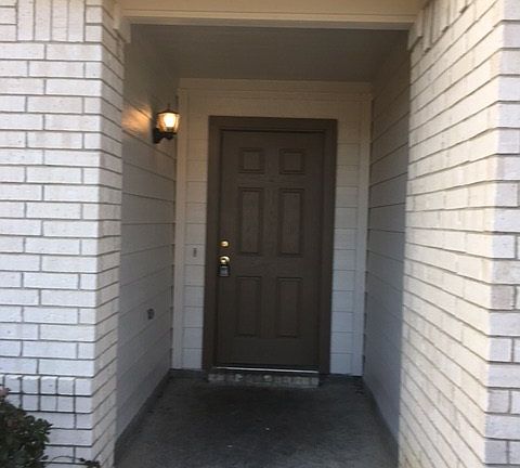 3rd image of 112 Pheasant Ln