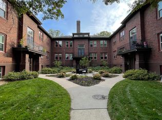 570 Lincoln Ave #9, Saint Paul, MN 55102