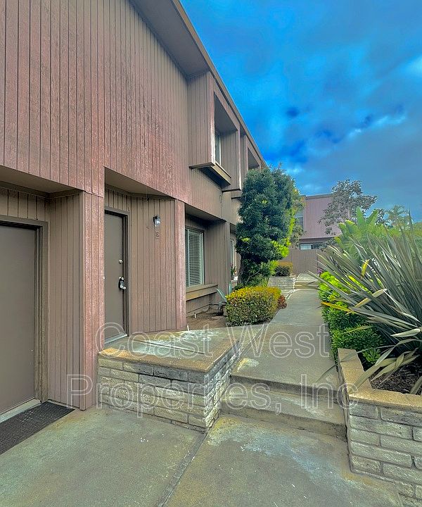1st image of 129 Jupiter St E