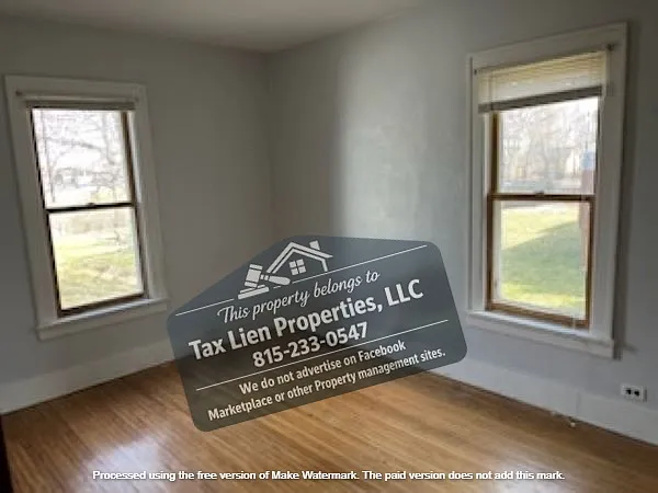 1152 W Staver St — Photo 9