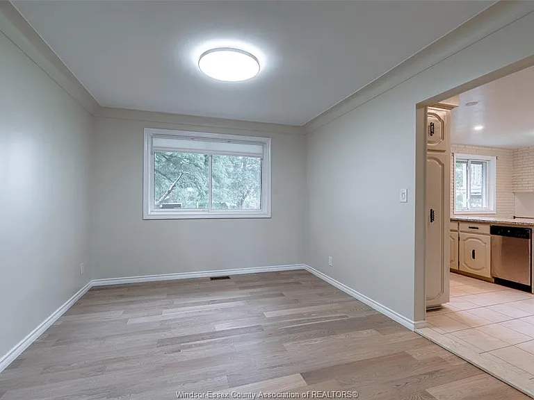 398 Brighton Rd — Photo 13