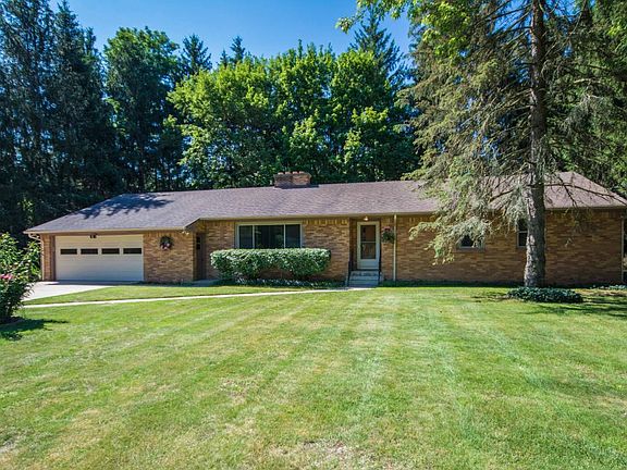 5th image of 616 Hachmuth Dr NW