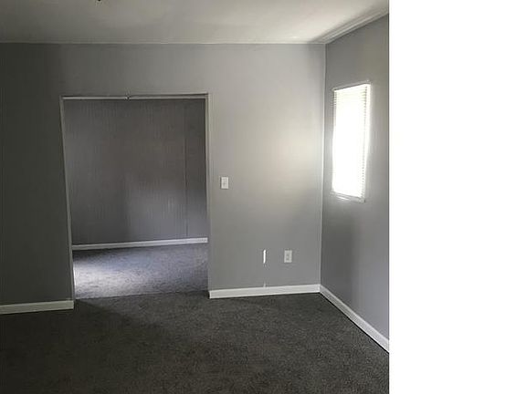 3rd image of 15756 Birwood St
