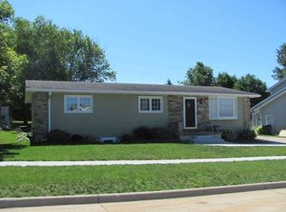 4522 Quesada Ct, Cedar Falls, IA 50613