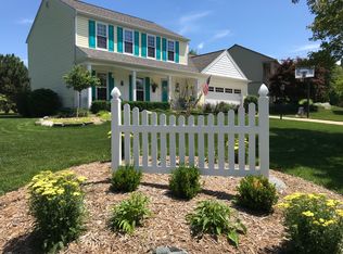 1964 Cedaredge Rd, Rochester Hills, MI 48306