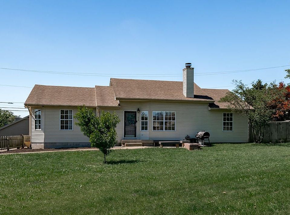 1st image of 218 Orchard Dr