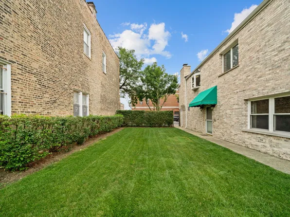 614 W 37th St, Chicago, IL 60609