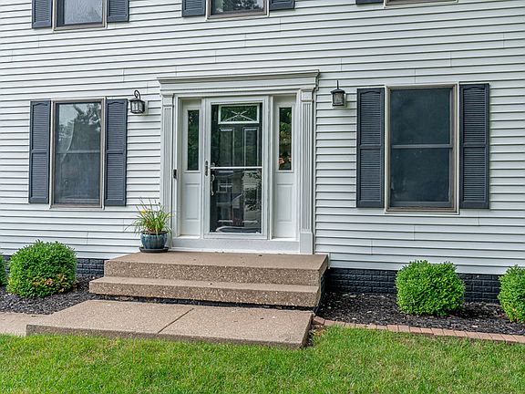 2nd image of 4100 Aspen Hills Dr