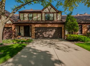 2807 Brighton Ct, Westchester, IL 60154