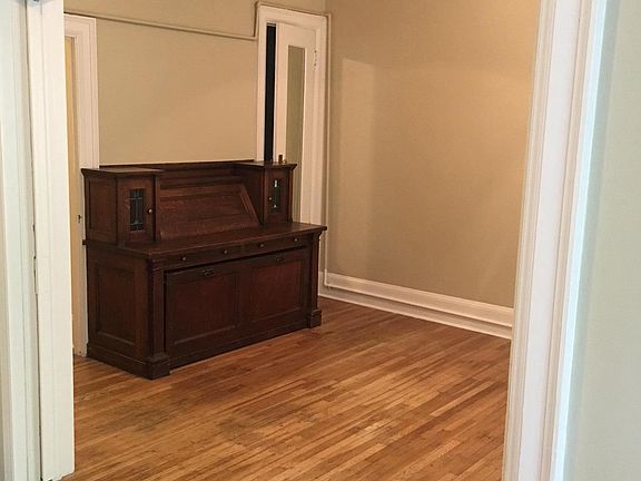 5th image of 1130 NE 1st Ave #105