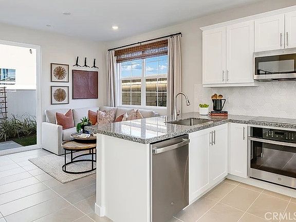 2nd image of 4548 S Forsyth Paseo
