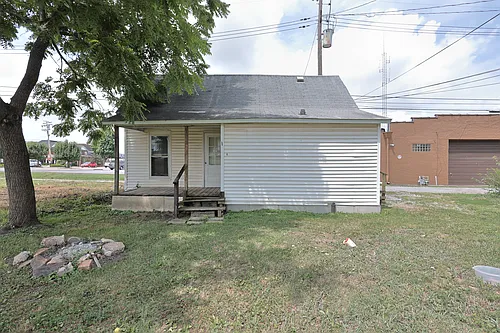 109 S 12th St #E Photo 1