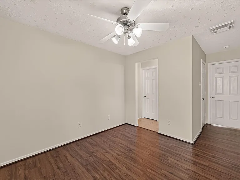 5006 Juniper Walk Ln — Photo 26