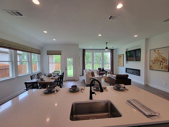 2nd image of 5224 Picasso Rd