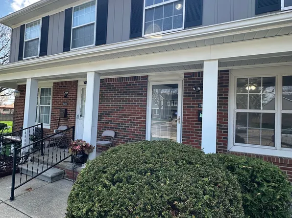 36332 Park Place Dr, Sterling Heights, MI 48310