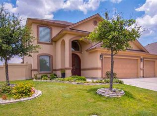120 Guanajuato Dr, Laredo, TX 78045