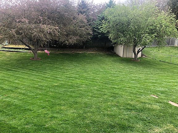 2nd image of 10004 S 9th Ct