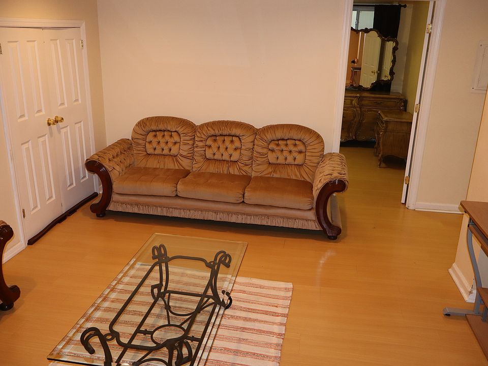 1st image of 107 Claremont Ave #1