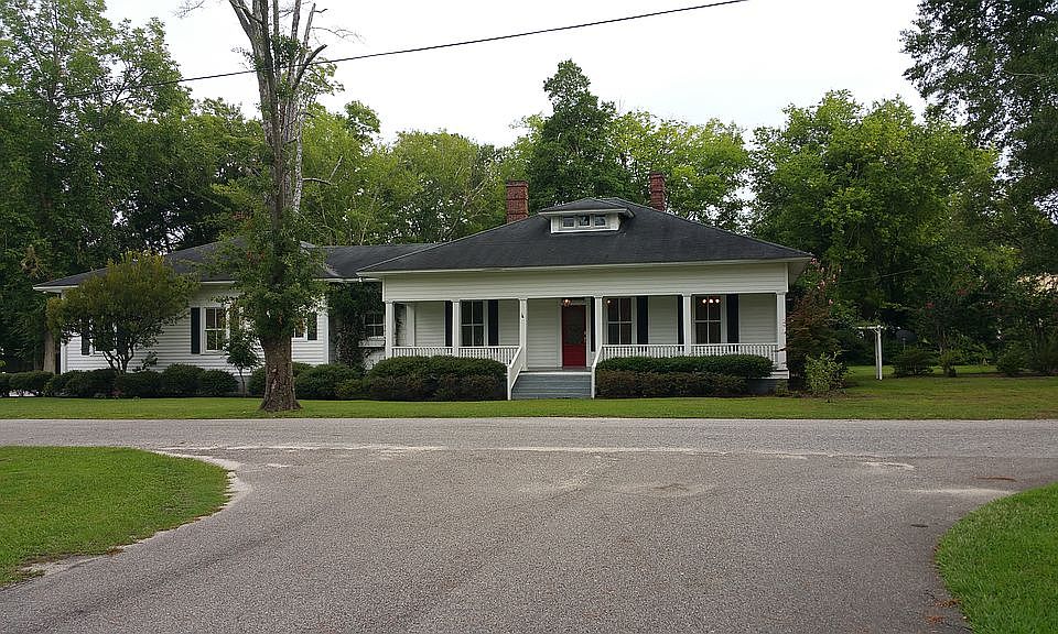 1st image of 318 Upland Ave