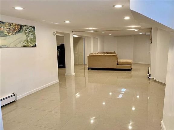 3rd image of 35 Norwood Ave APT 1