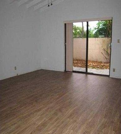 5th image of 2712 Center Ave
