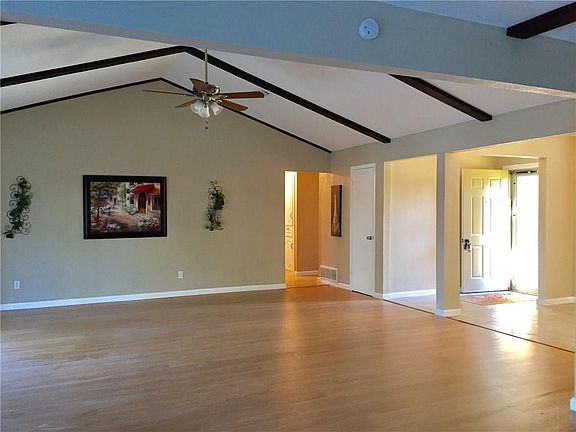 4th image of 3733 O'Henry Dr