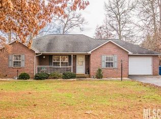 1910 Summerfield Cir, Conover, NC 28613