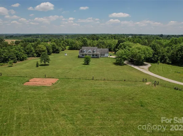 1448 Bolton Rd, Catawba, NC 28609