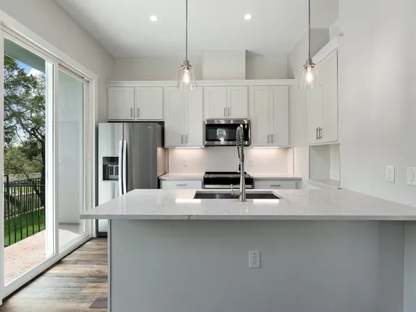 12001 Vista Parke Dr #1201, Austin, TX 78726