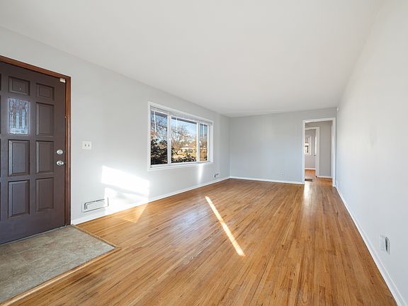 4th image of 11633 Crooked Lake Blvd NW