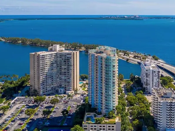 2475 Brickell Ave, Miami, FL
