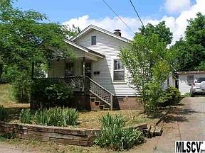 1st image of 210 N Ervin Ave