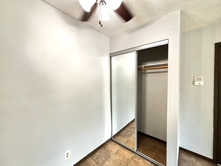 Breckenridge Davenport Apartments — Photo 31