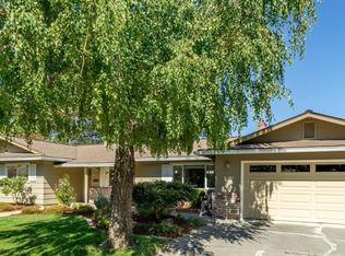 1104 Los Robles St, Davis, CA 95618