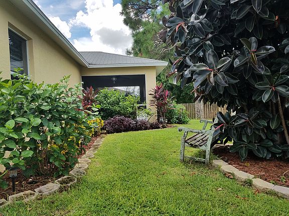 5th image of 3026 SW 14th Ave