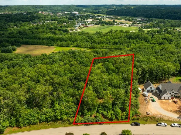 115 University Estates Blvd, Athens, OH 45701