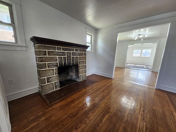 4th image of 904 Mason Ave