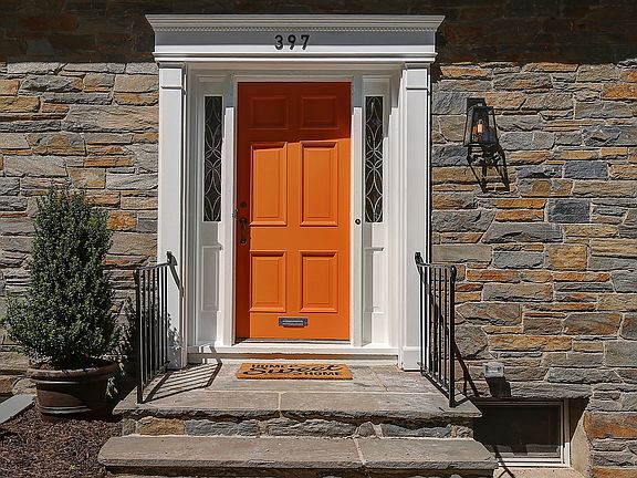 2nd image of 397 Thornden St