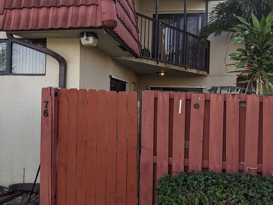 1st image of 3763 Victoria Dr