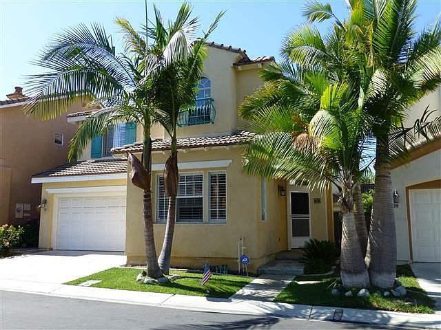1st image of 22 Halcyon Ln