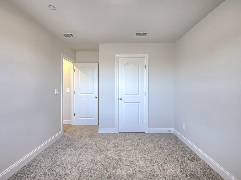 204 Douglas Bend Rd #1804 — Photo 13