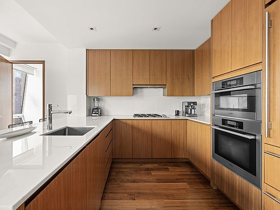 3rd image of 400 5th Ave APT 39E