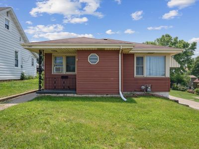 1060 Loras Blvd, Dubuque, IA, 52001