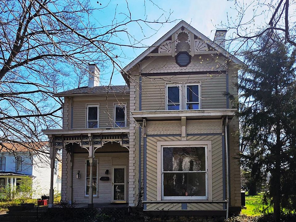 1st image of 307 S Walnut St