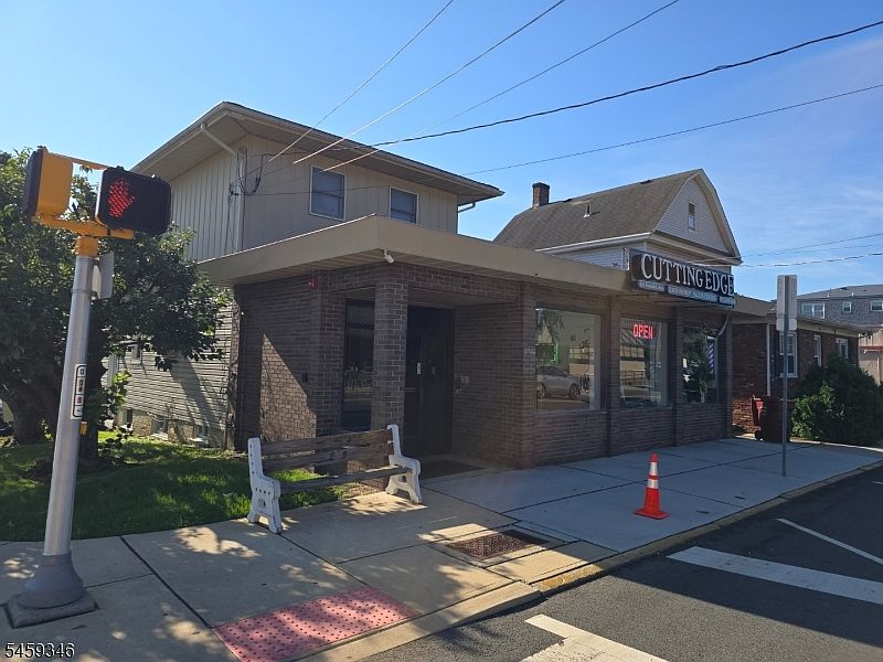 1st image of 428 Franklin Ave