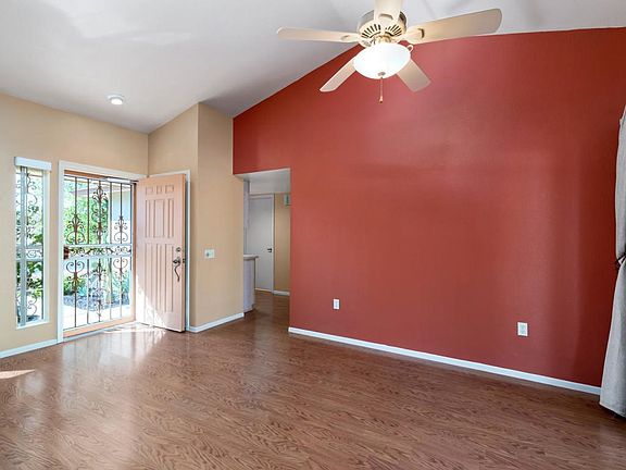 Dining area off Living Room & Kitchen