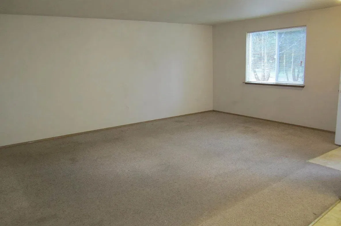 2 bed, 864 sqft, $1,695 — Photo 2